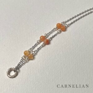 カーネリアンのネックレス